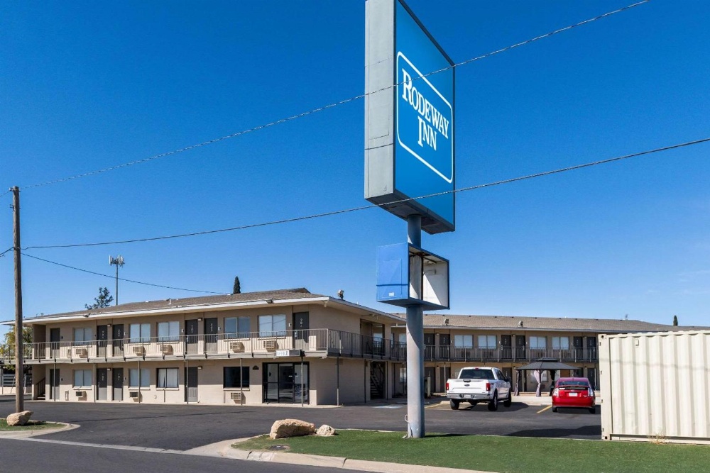 Rodeway Inn Main image